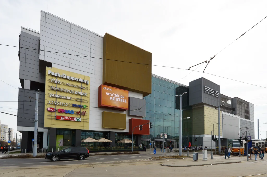 ETELE Plaza